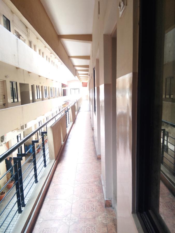Veekay Tourist Home Bangalore Bagian luar foto